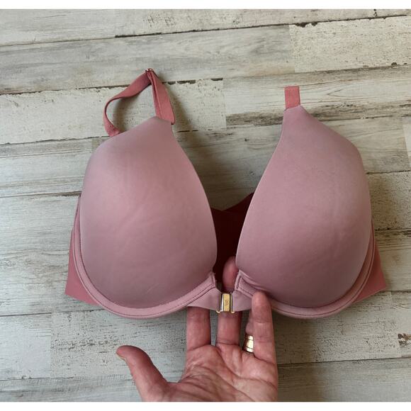 Victorias Secret Front Closure Lightly Lined Twist Back Bra sz 32DD - Picture 2 of 3